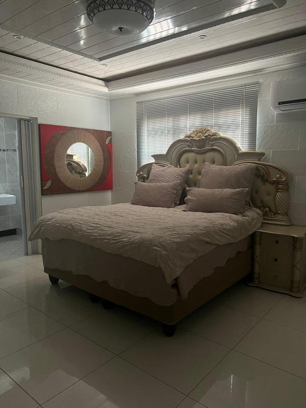 5 Bedroom Property for Sale in Kgabalatsane North West